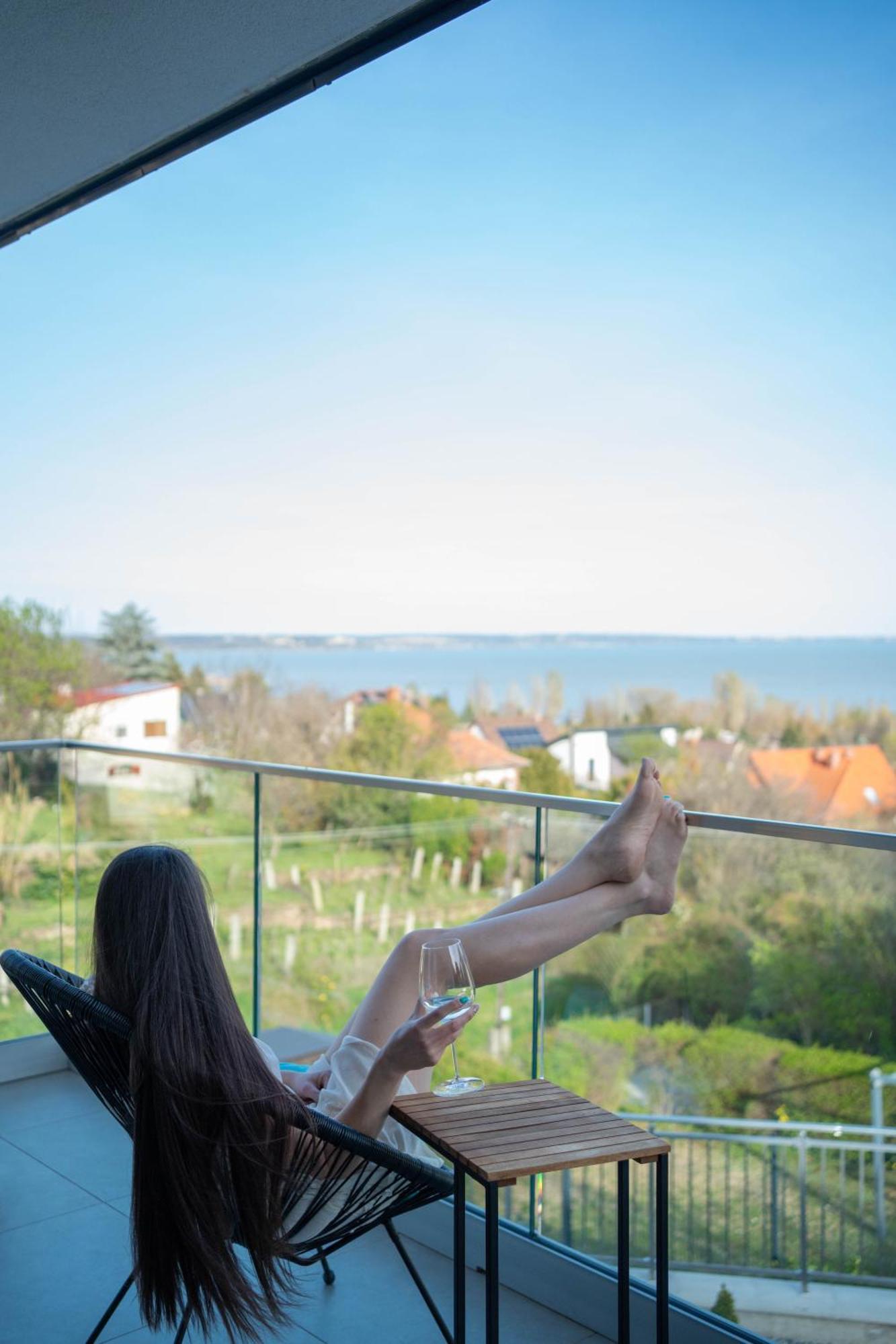Lake Spirit Boutique Apartments Balatonalmádi Buitenkant foto