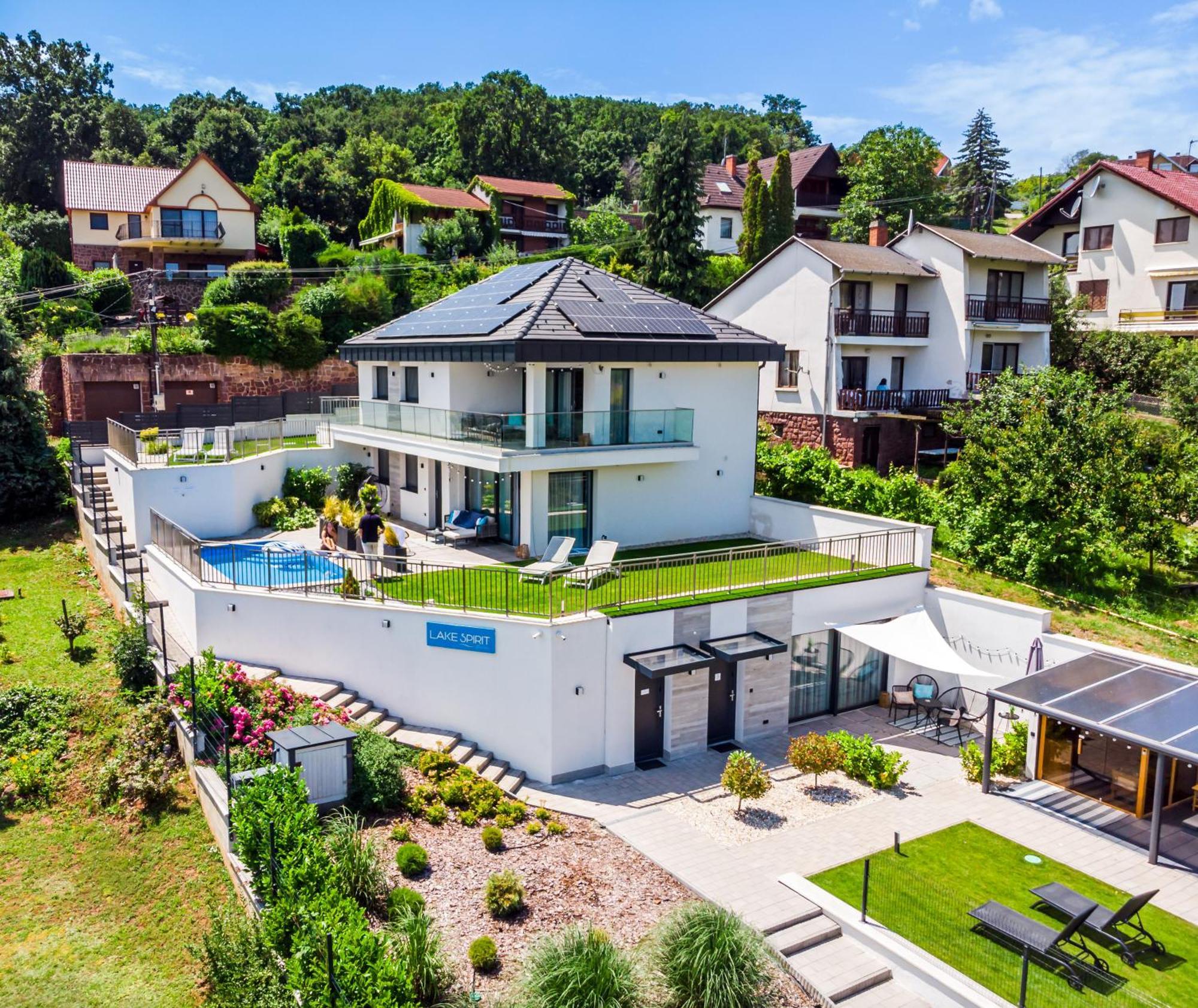 Lake Spirit Boutique Apartments Balatonalmádi Buitenkant foto